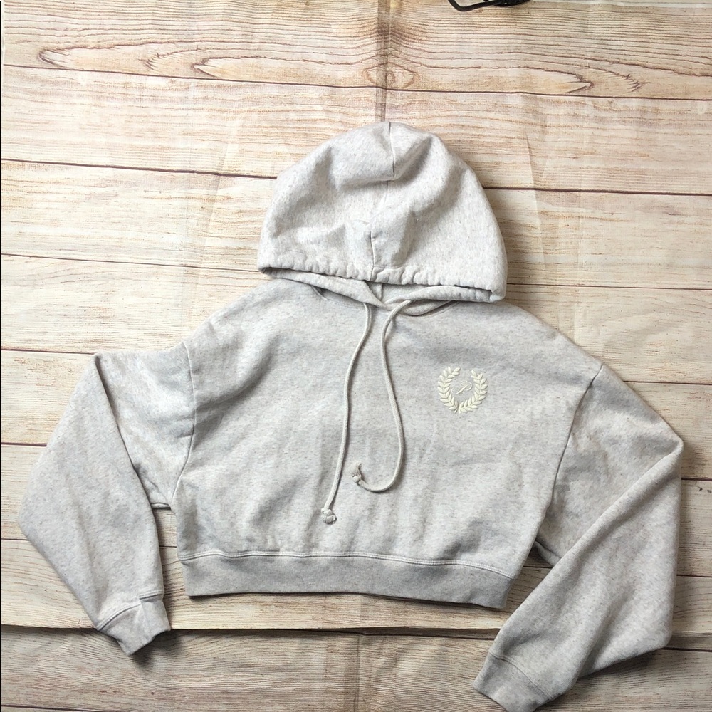 VS‎ Pink Cropped Hoodie 💙